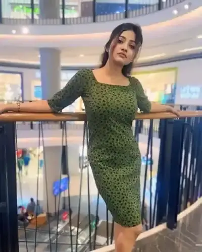 Call Girl Service in Pathalgaon